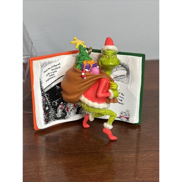 2007 Hallmark Ornament 50 YEARS OF SANTY CLAUS How Grinch Stole Christmas In Box - Picture 6 of 7